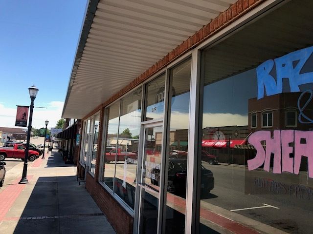 Fabulous Finds: 801 Mena St, Mena, AR 71953